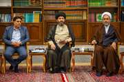 دیدار مدیرکل و کارکنان دامپزشکی استان با نماینده ولی‌فقیه در زنجان / حجت‌الاسلام والمسلمین سید مصطفی حسینی: نظارت بر غذای سالم و حلال، جهاد در مسیر صیانت از سلامت و سرمایه‌های کشور است