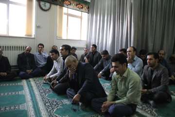 مراسم پرفیض زیارت عاشورا در دهه اول ماه محرم در اداره کل دامپزشکی زنجان