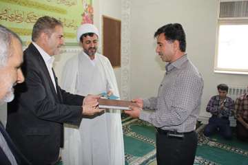 مراسم تجلیل از آزاده سرافراز شاغل در اداره کل دامپزشکی استان زنجان