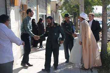 دیدار مدیرکل دامپزشکی استان زنجان با خانواده جهادگر شهید حاج کمال الدین جان نثار