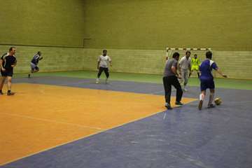 مسابقه دوستانه فوتبال به مناسبت هفته دامپزشکی