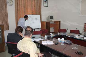 کلاس آموزشی زمستان گذرانی زنبور عسل